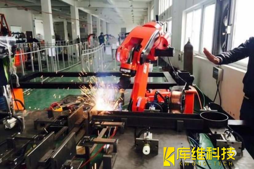 焊接<a href='http://m.cixilx.com' target='_blank'><u>機器人工作站</u></a>